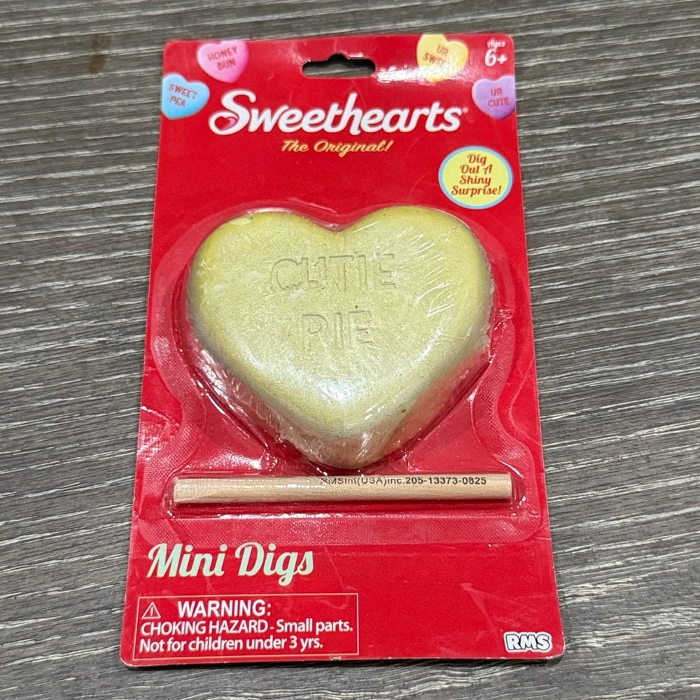 NWT Sweethearts The Original Mini Digs yellow Heart